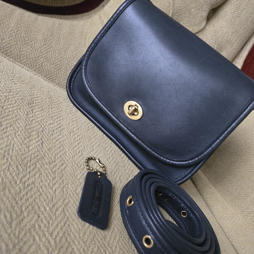 Vintage Coach 9965 Navy